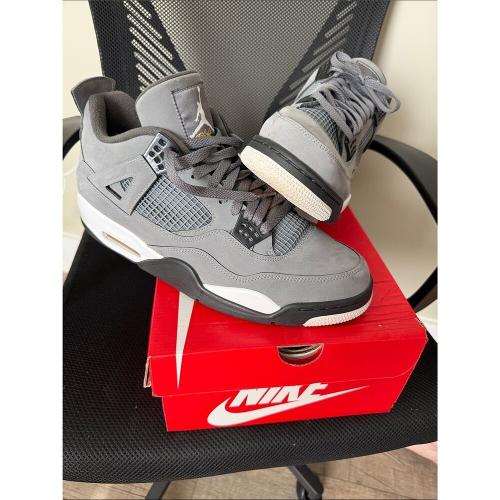 Jordan Men’s Grey Suede Retro Sneakers